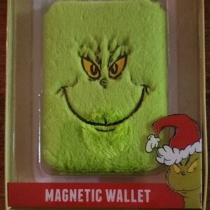 Green Grinch Magnetic Card Wallet Dr Seuss New!